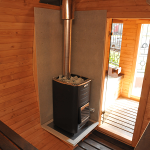 Печь сбоку, с топкой внутри парной